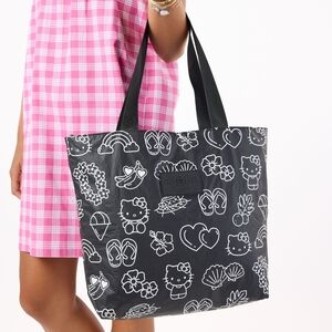 NWT ALOHA Collection Hello Kitty Collaboration Black White Day Tripper Hawaii